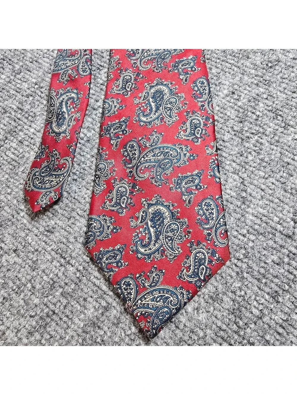 Christian Dior Silk Tie Mens Red Blue Paisley Made in Italy Designer Necktie